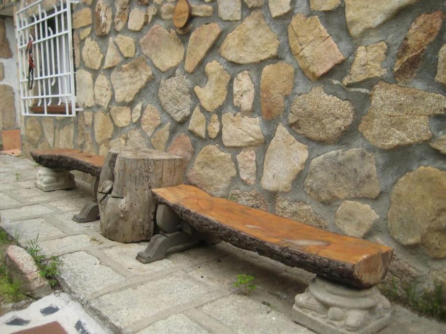 La Rocalla Del Tietar Villa ซอติโญ เดลา อดราดา ภายนอก รูปภาพ